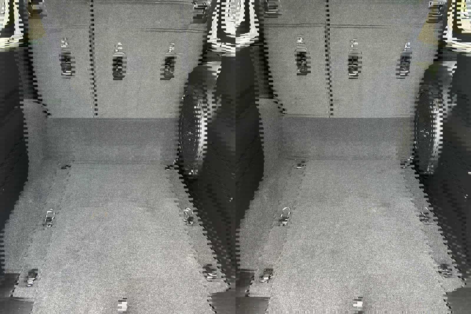 Used 2023 Jeep Wrangler Unlimited Rubicon 4xe w/ Steel Bumper Group image 16