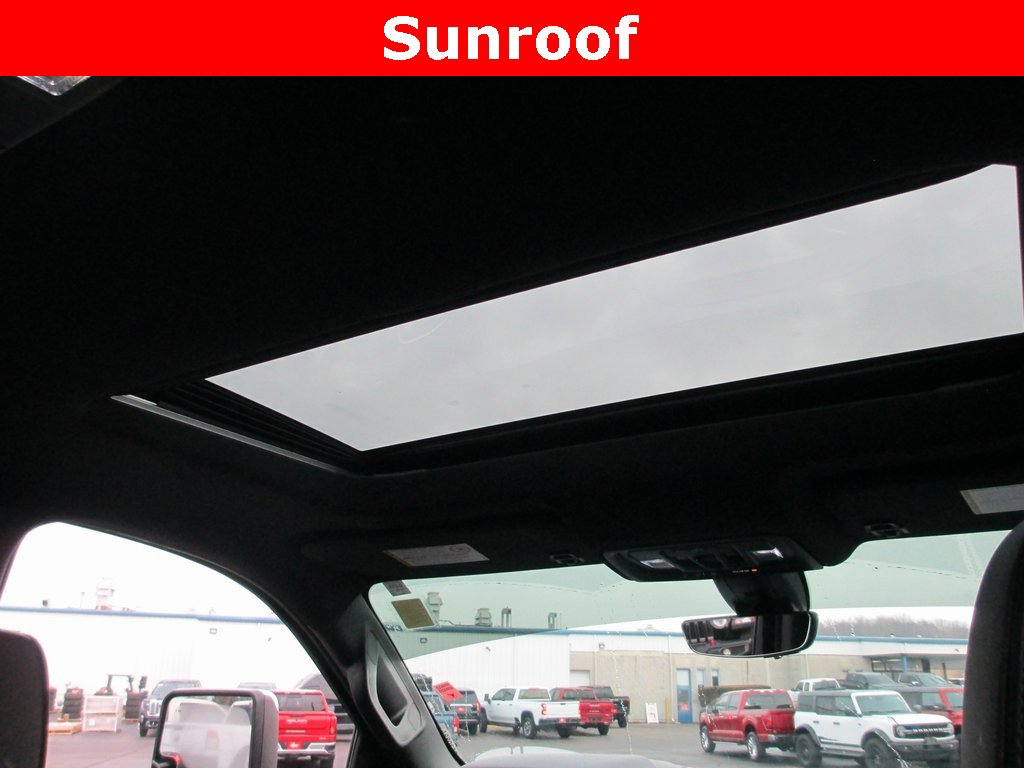 Used 2022 Chevrolet Silverado 2500 High Country w/ Technology Package image 14