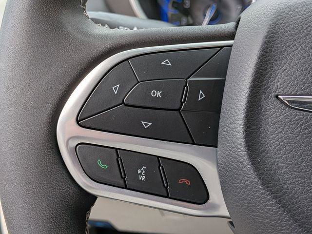 Certified 2024 Chrysler Pacifica Touring-L image 19