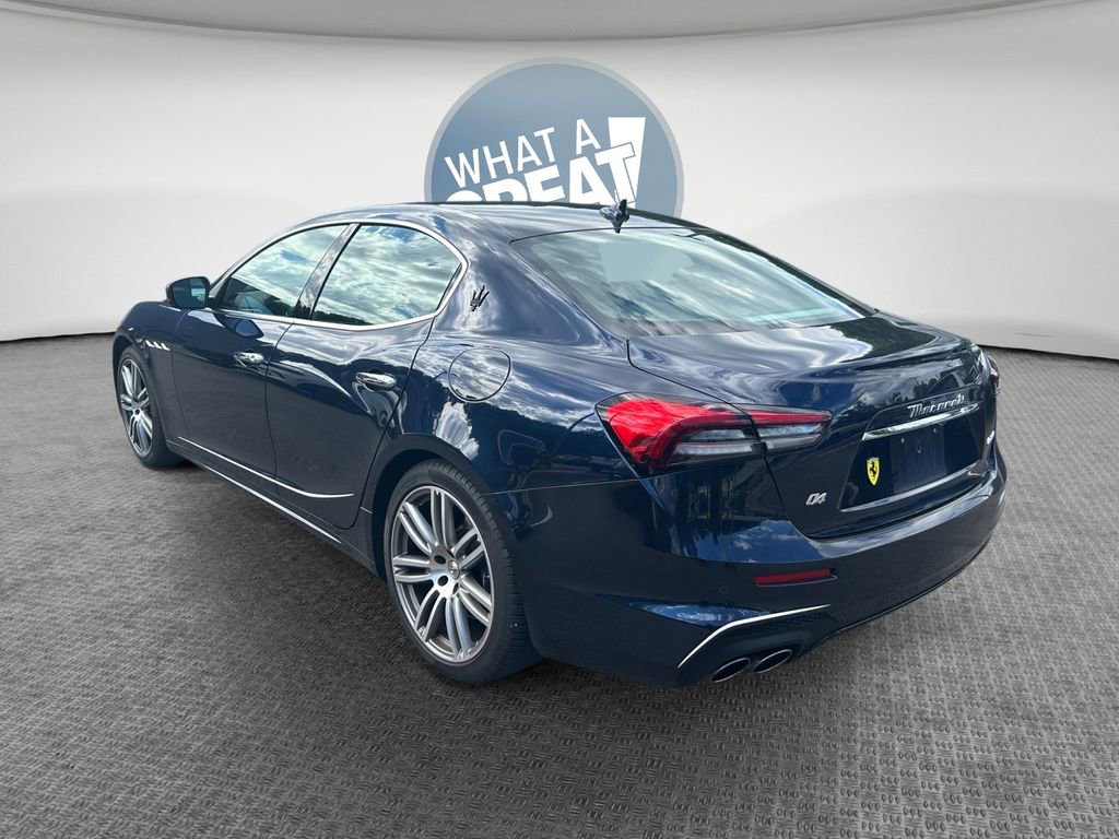 Used 2022 Maserati Ghibli Modena Q4 AWD/4WD image 6