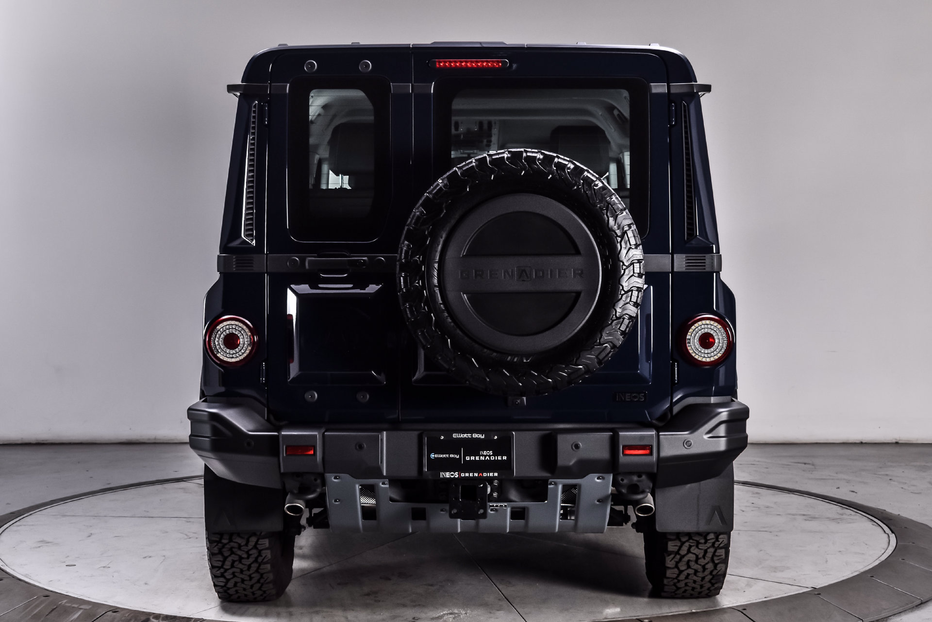 Used 2025 INEOS Grenadier Station Wagon AWD/4WD image 4