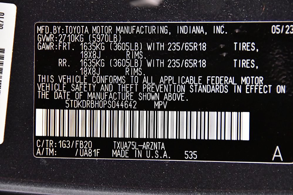 Used 2023 Toyota Highlander LE AWD/4WD image 15