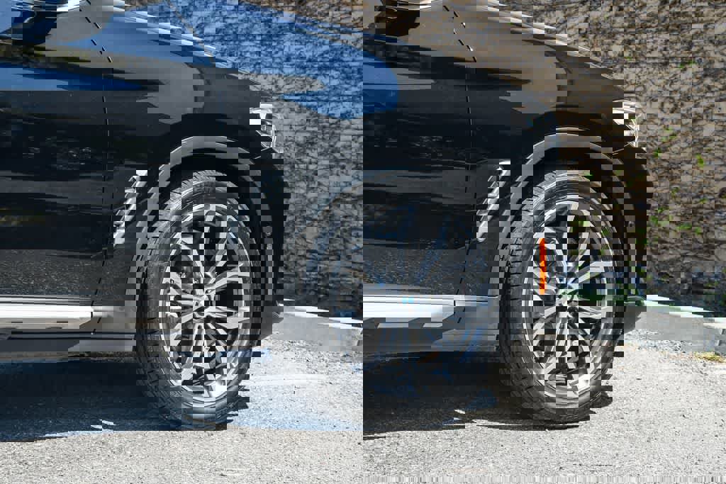 Used 2021 BMW X4 xDrive30i w/ Convenience Package image 11