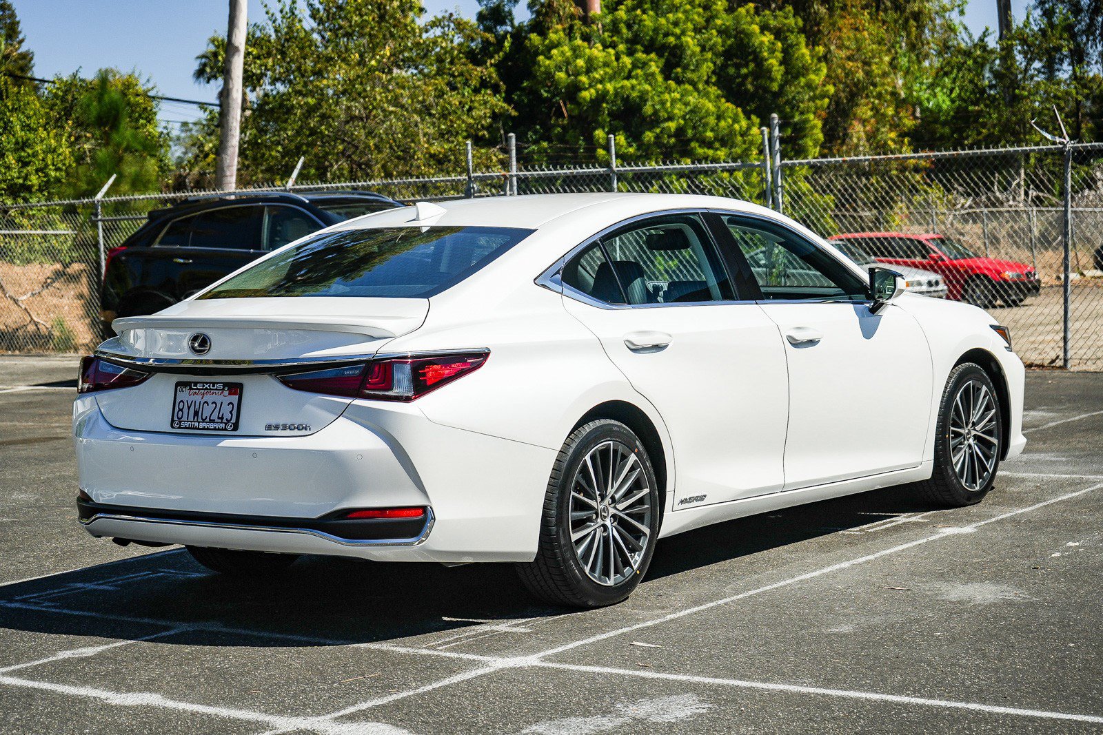 Used 2022 Lexus ES 300h w/ Premium Package FWD image 6