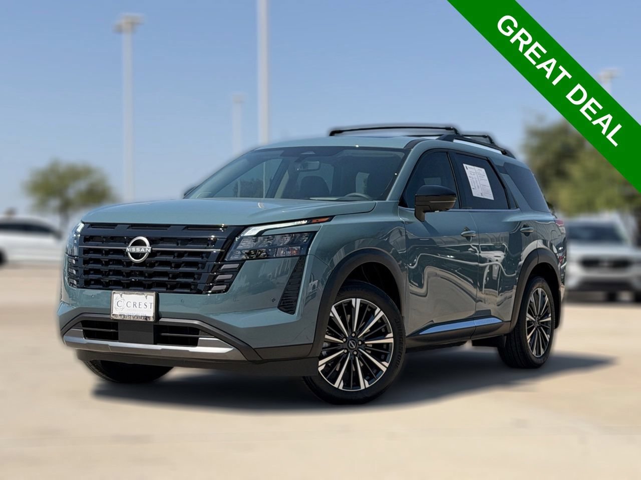 Used 2026 Nissan Pathfinder Platinum w/ Cargo Package FWD image 8