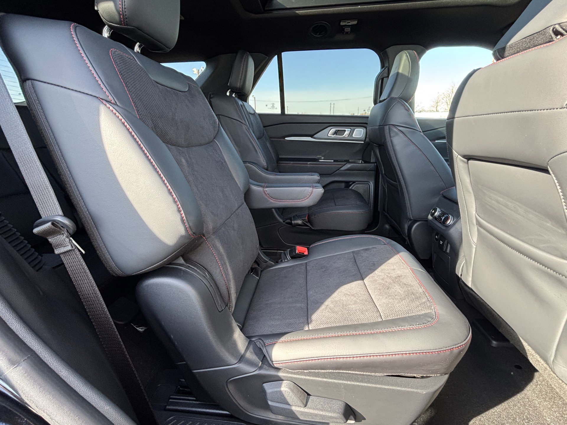 New 2026 Ford Explorer ST image 23