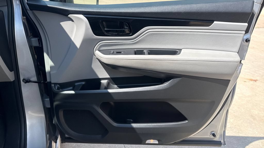 Used 2018 Honda Odyssey Elite image 27