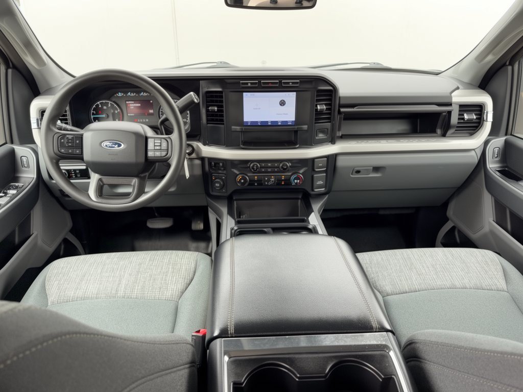 Used 2023 Ford F450 XLT AWD/4WD image 17