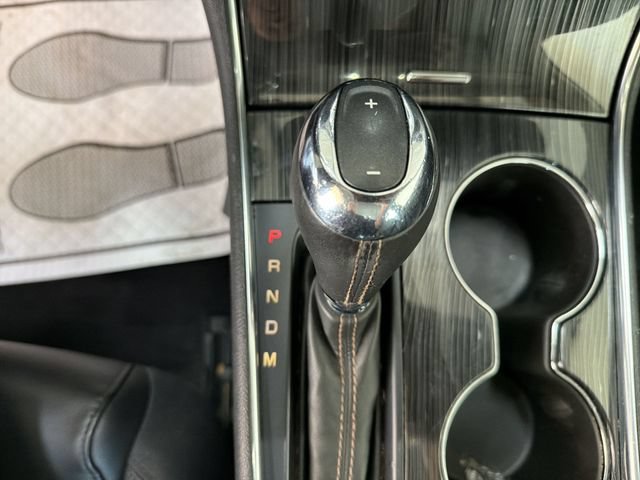 Used 2016 Chevrolet Impala LT FWD image 19