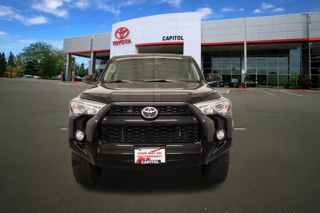 Certified 2018 Toyota 4Runner SR5 image 6