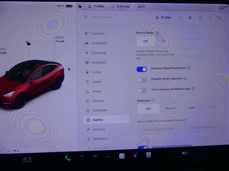 Used 2020 Tesla Model Y Long Range image 13