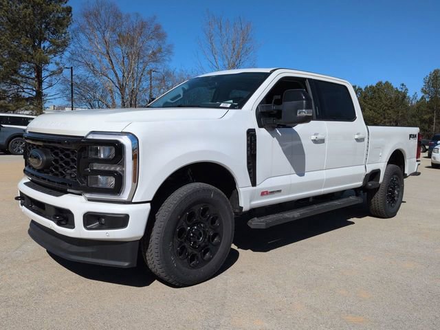 New 2026 Ford F250 Lariat w/ Black Appearance Package image 7