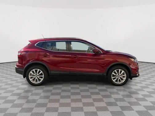 Certified 2022 Nissan Rogue Sport SV w/ Technology Package AWD/4WD image 2