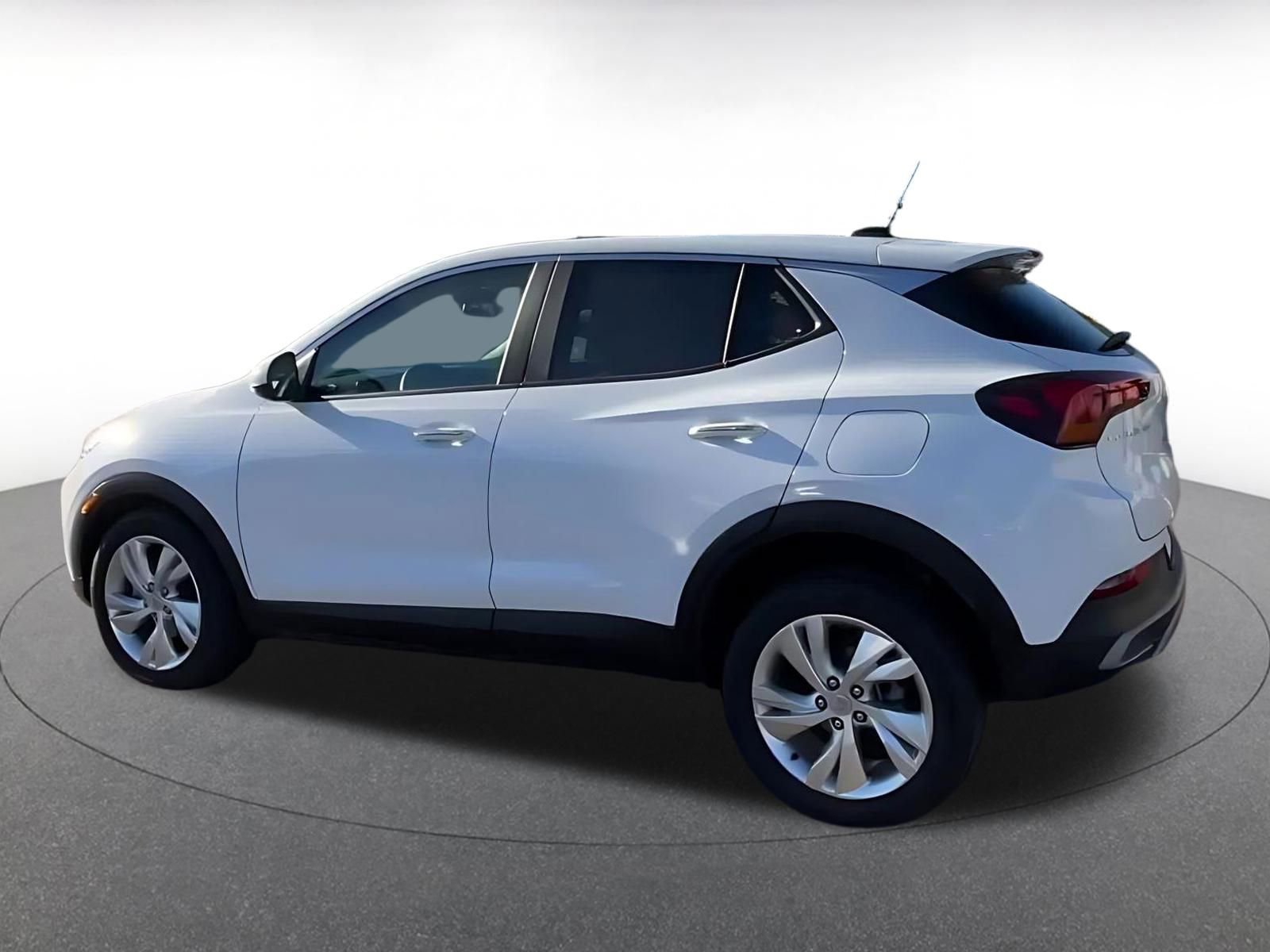 Used 2025 Buick Encore GX Preferred image 10