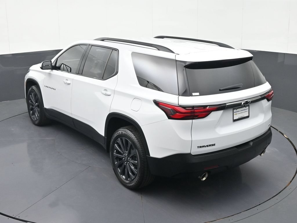 Used 2022 Chevrolet Traverse RS FWD image 26
