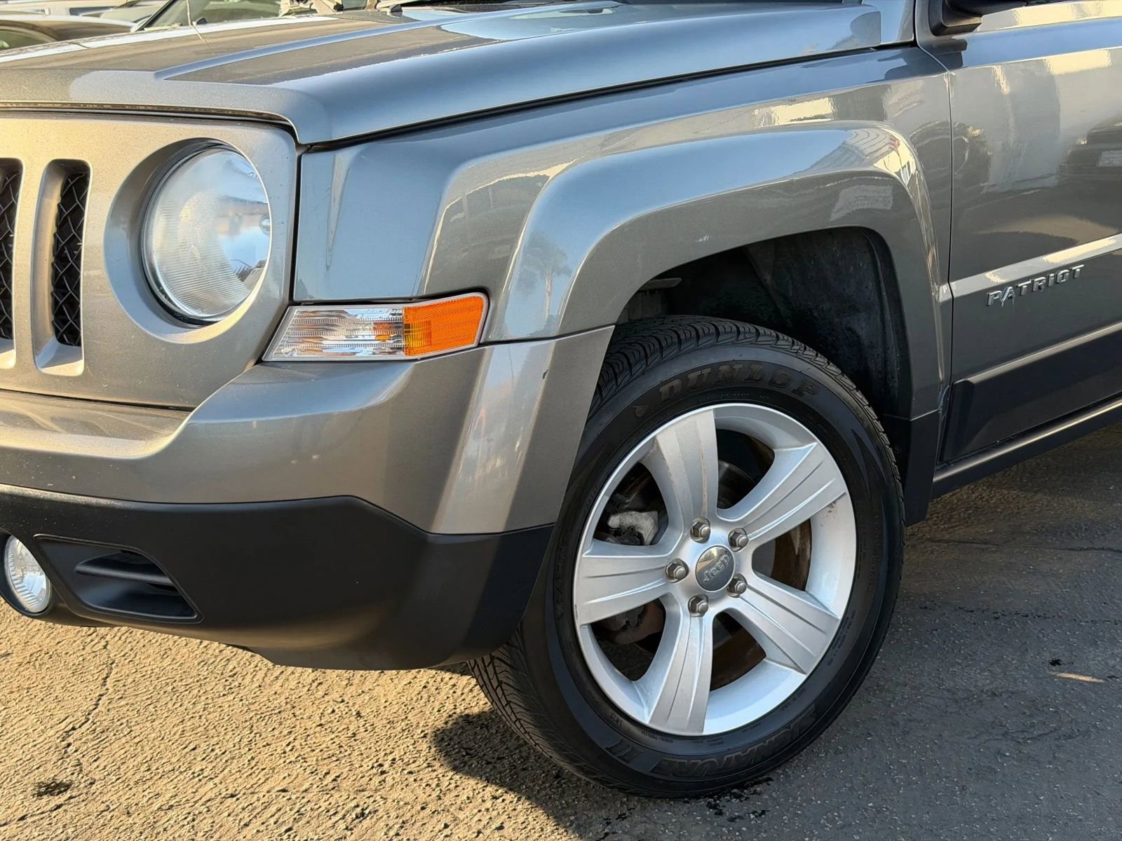 Used 2014 Jeep Patriot Latitude image 4