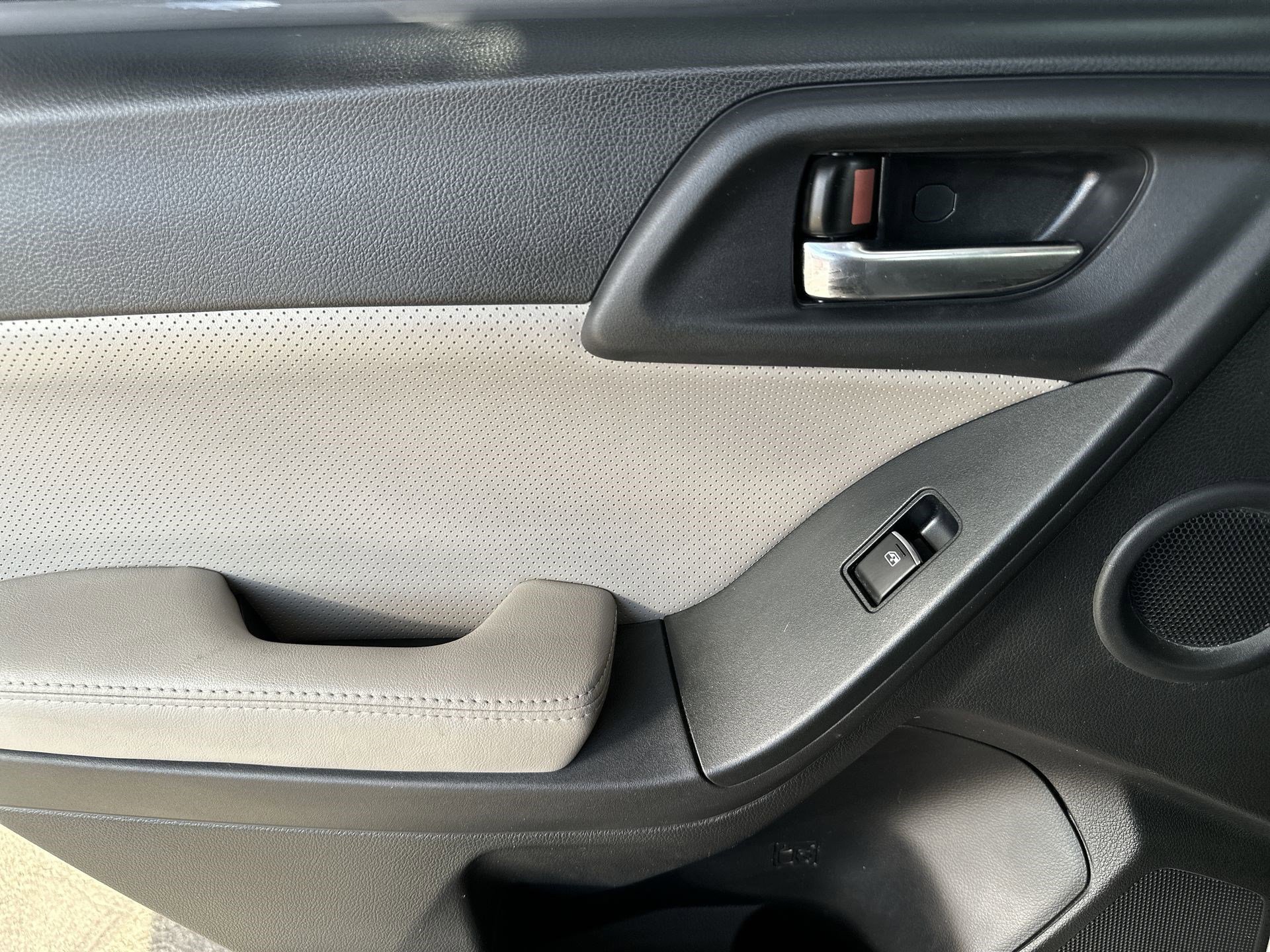 Used 2018 Subaru Forester 2.5i Limited image 30