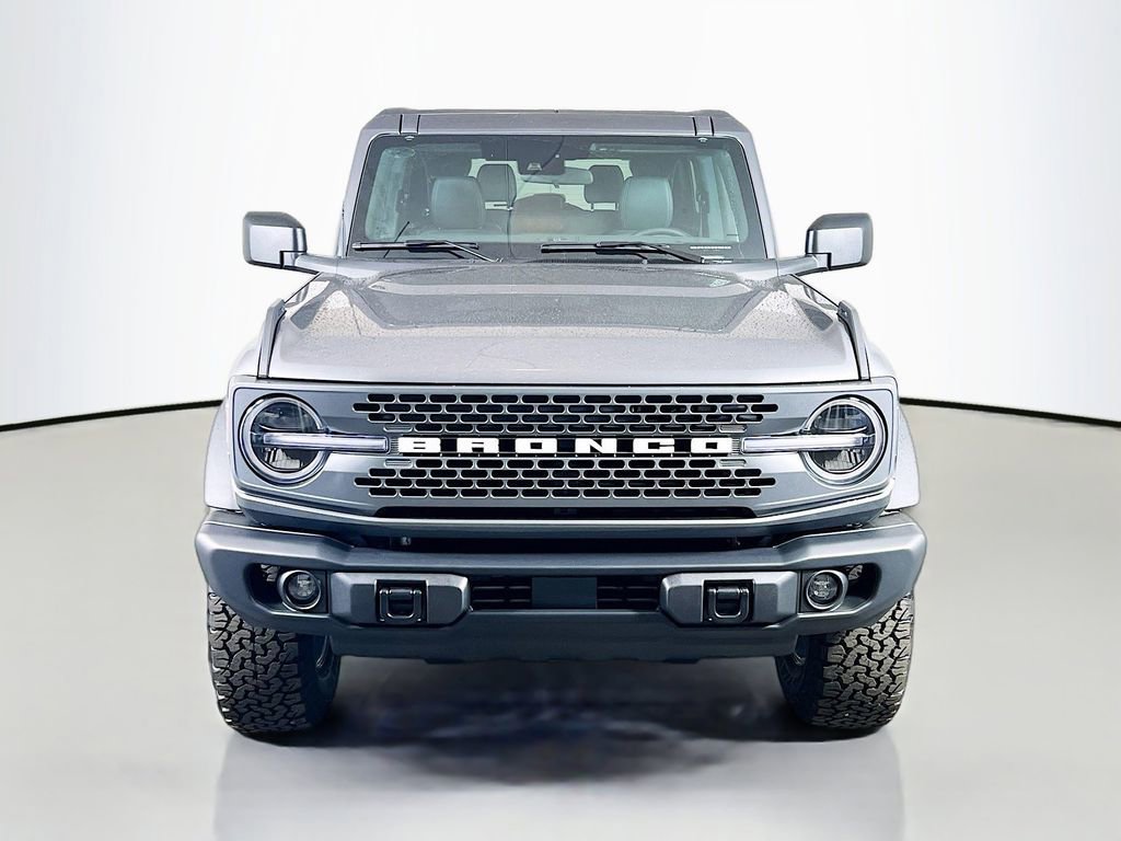 New 2025 Ford Bronco Badlands image 4