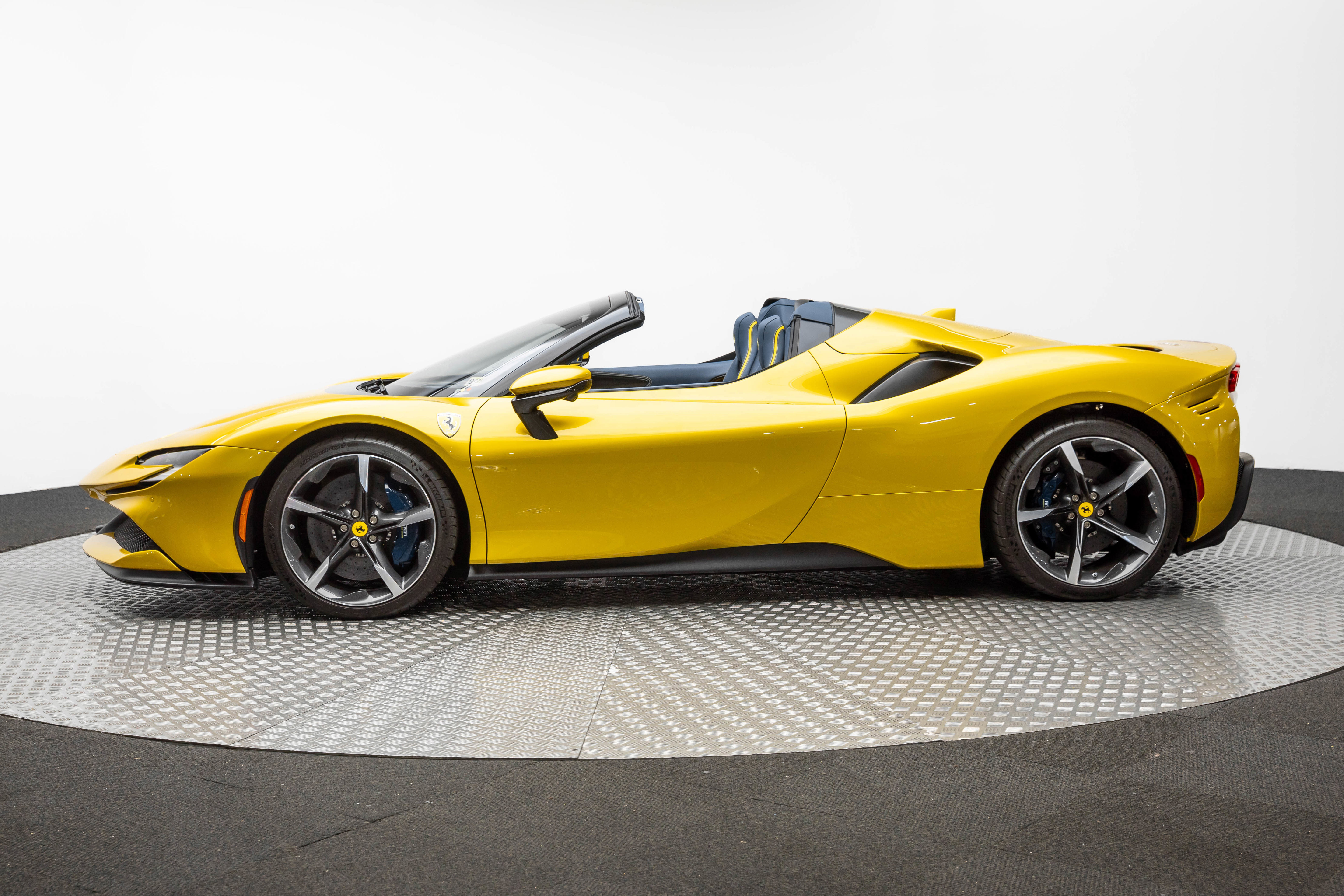 Certified 2024 Ferrari SF90 Spider image 2