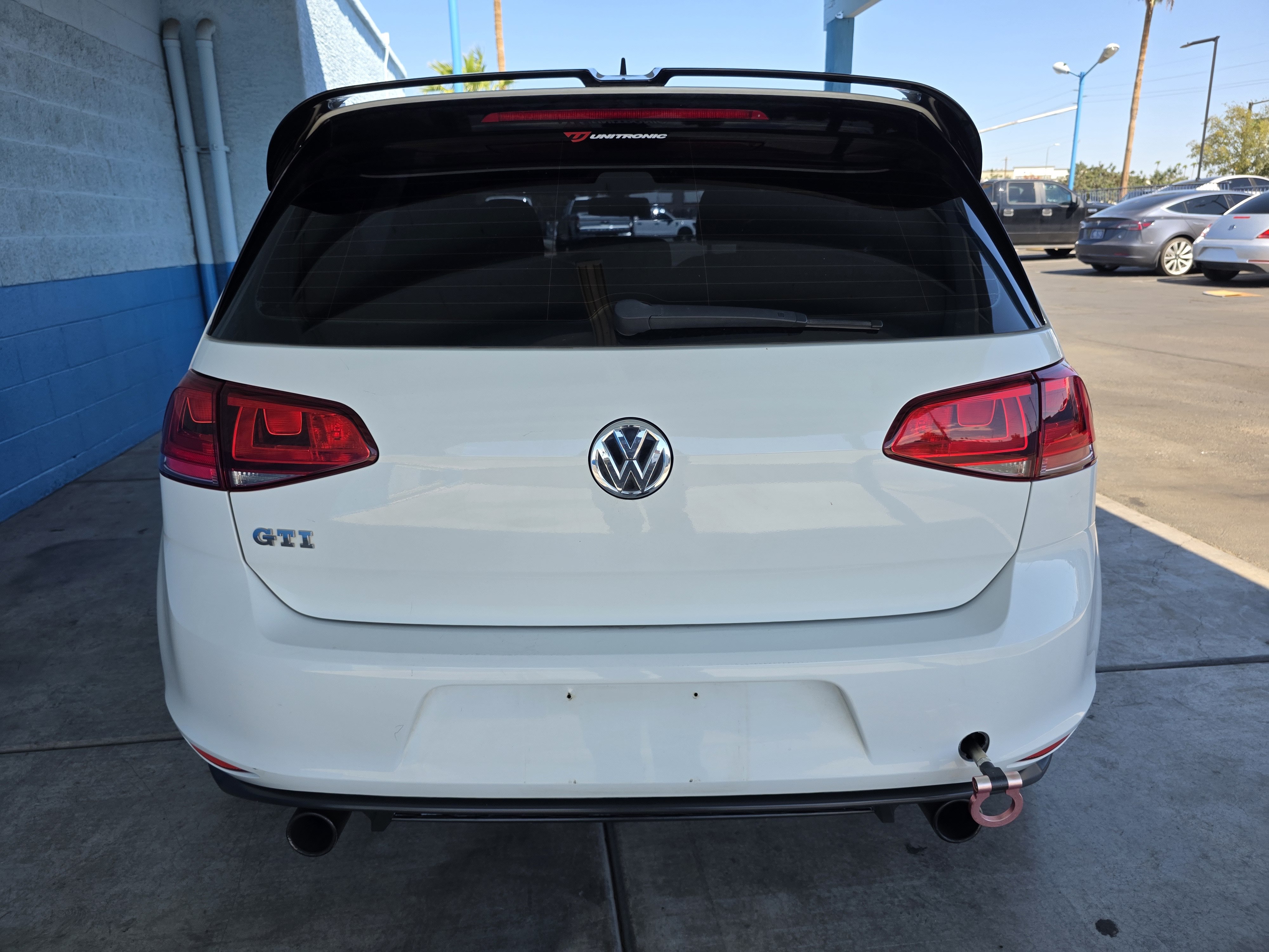 Used 2016 Volkswagen GTI S FWD image 4