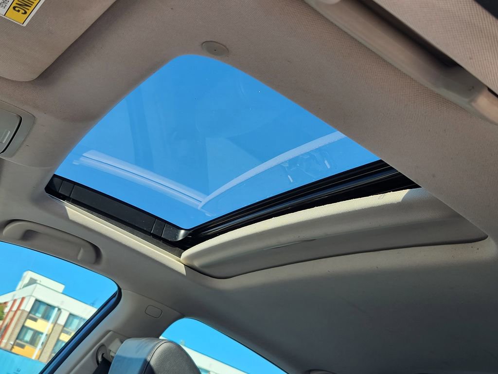 Used 2021 Honda Accord Touring image 32