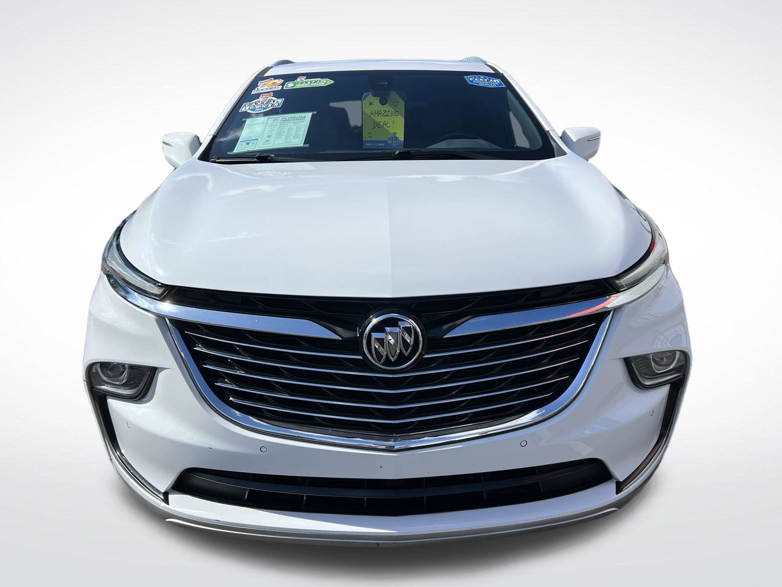 Used 2023 Buick Enclave Essence FWD image 2
