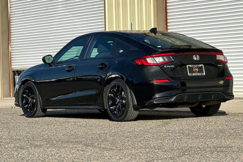 Used 2022 Honda Civic Sport image 4