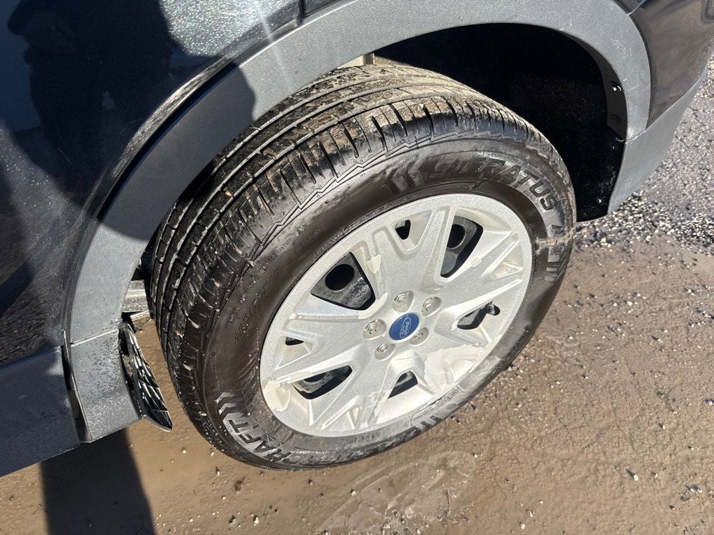 Used 2015 Ford Escape S image 17