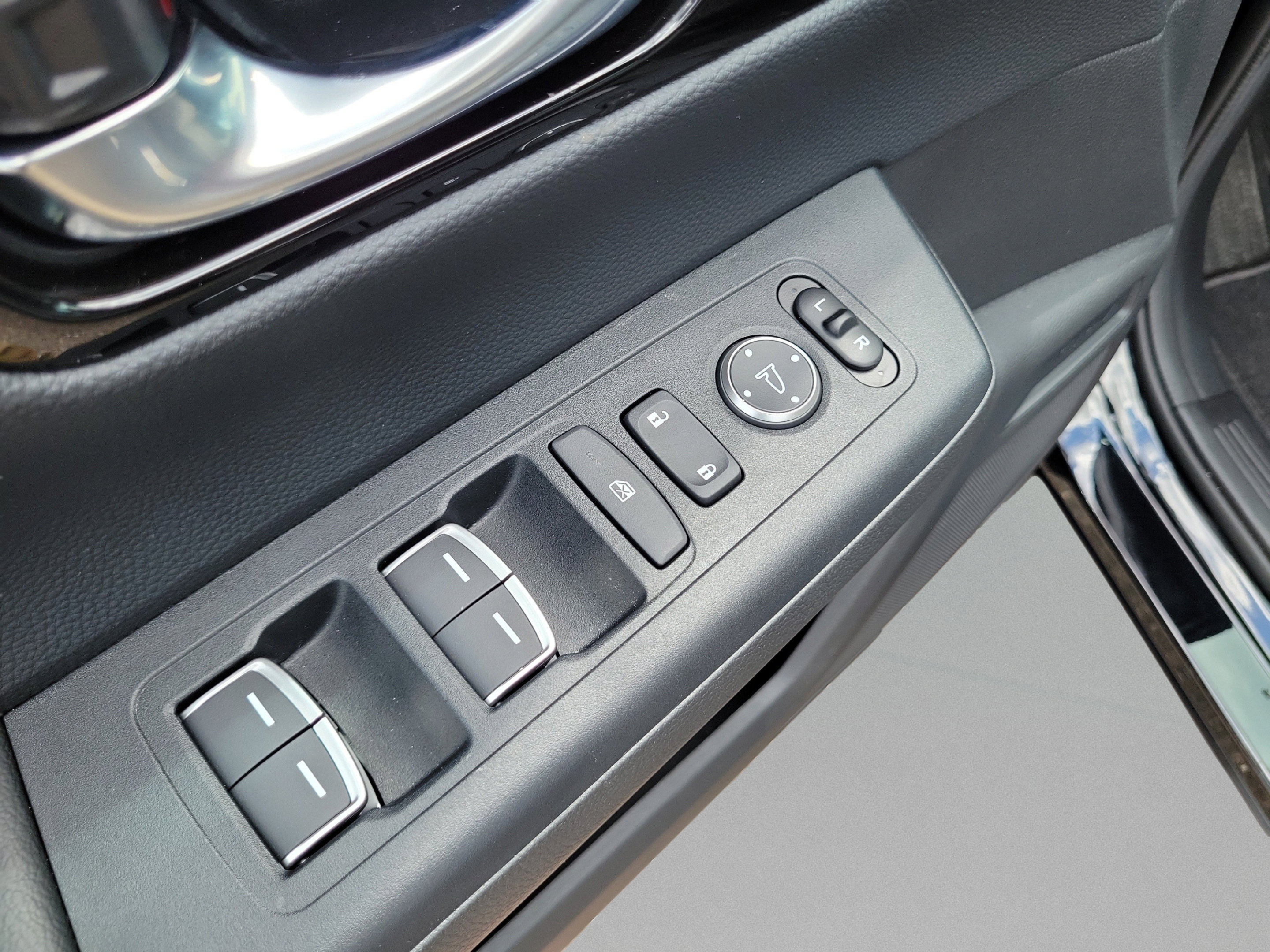 Certified 2026 Honda CR-V Sport Touring image 26