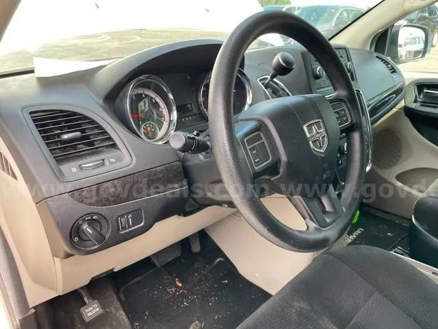Used 2013 Dodge Grand Caravan SE FWD image 15