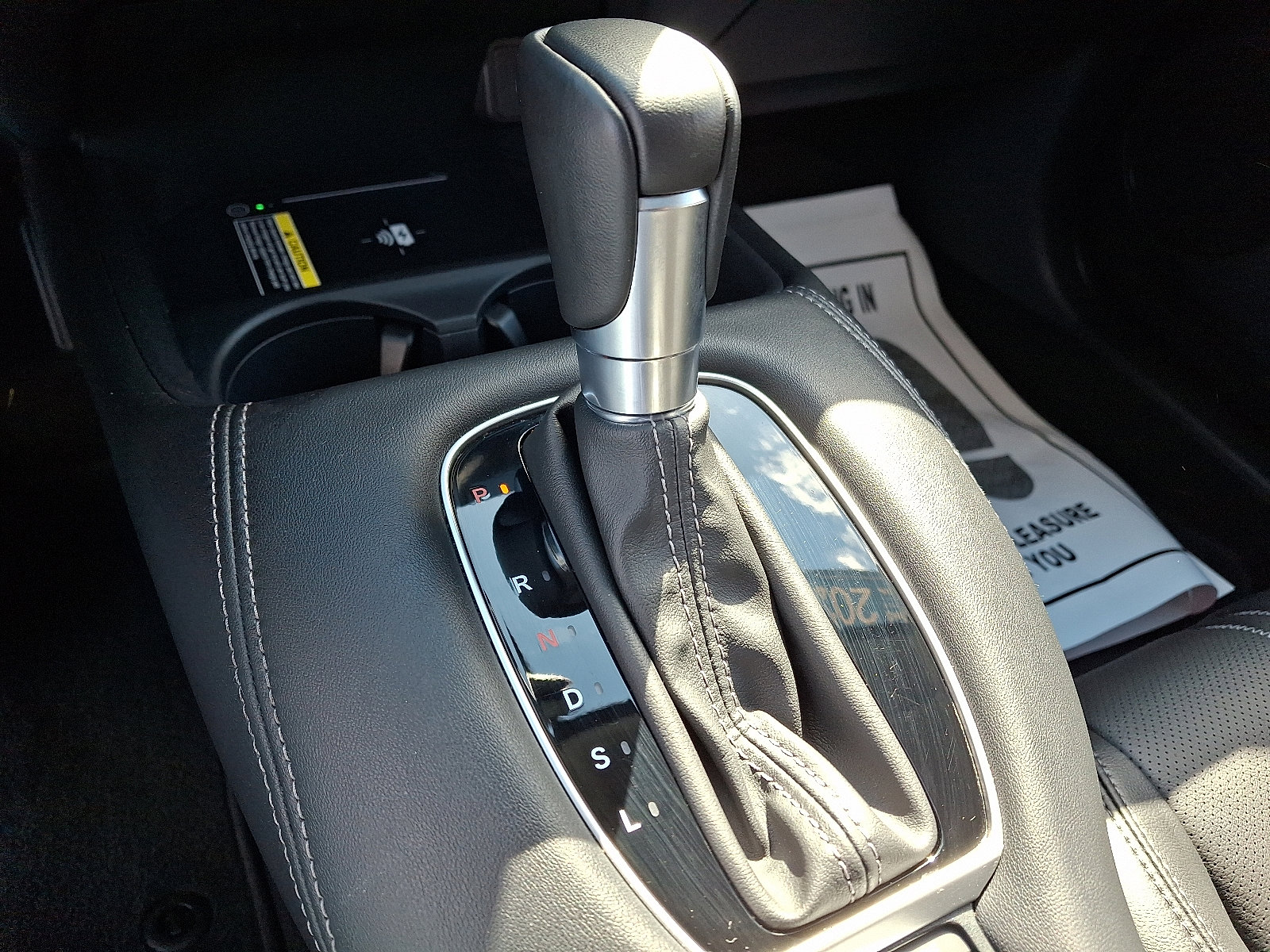 Used 2023 Honda HR-V EX-L image 15