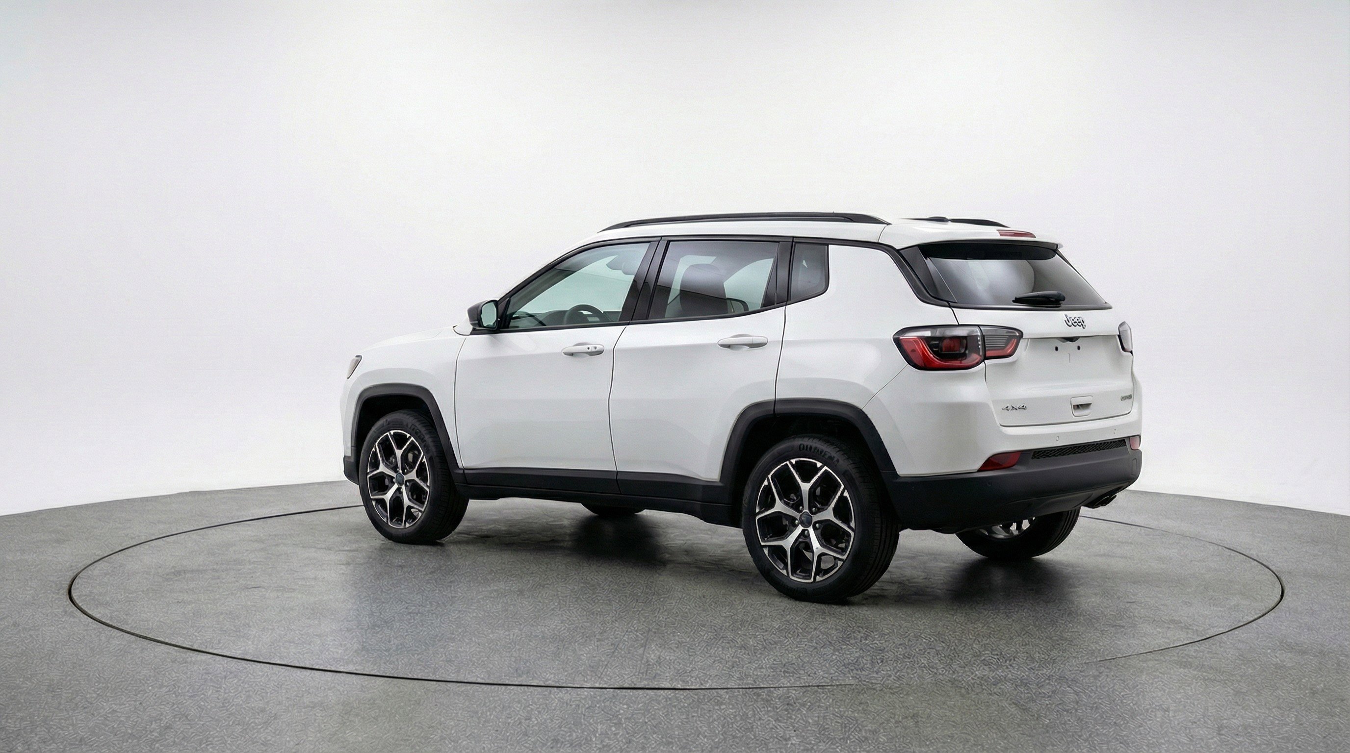 Used 2025 Jeep Compass Limited image 6