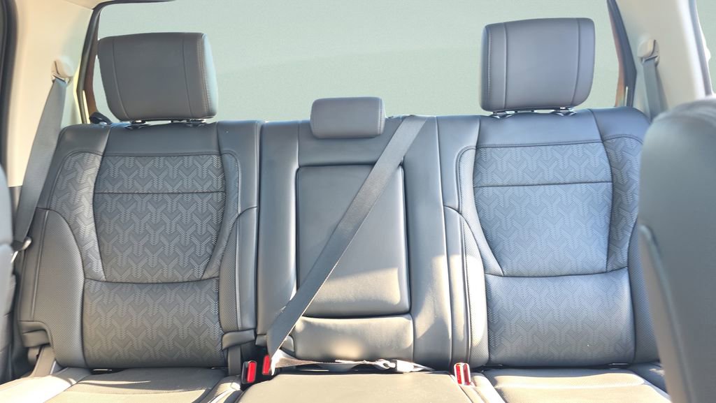 Used 2023 Toyota Tundra Limited image 9