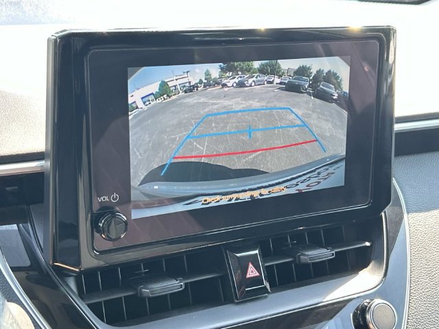 Used 2026 Toyota Corolla LE FWD image 21