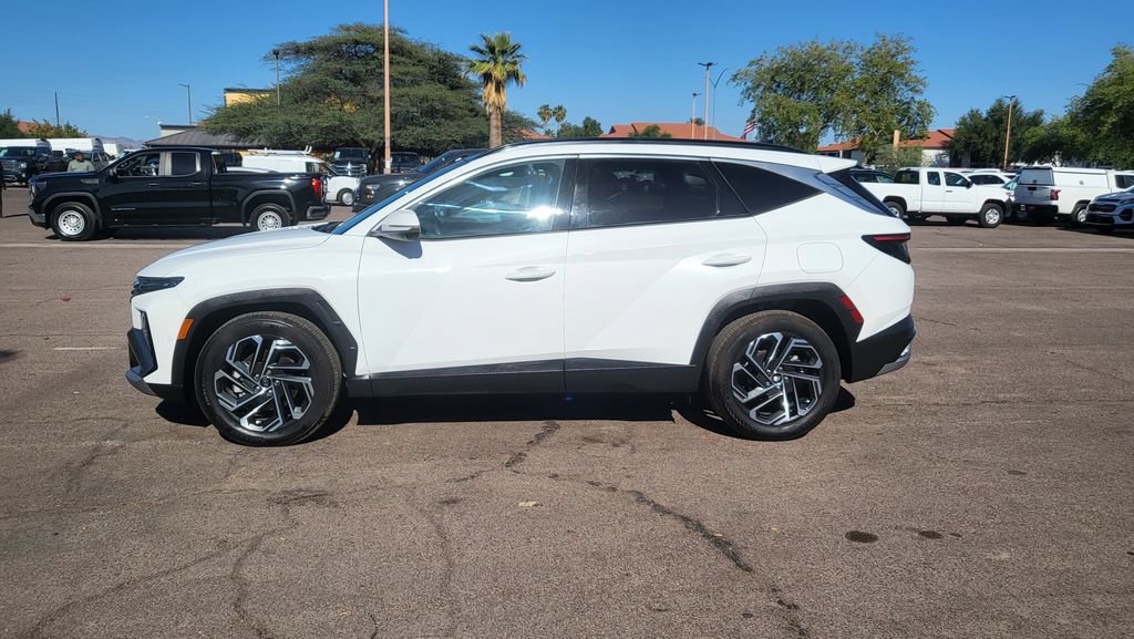 Used 2025 Hyundai Tucson Limited FWD image 5