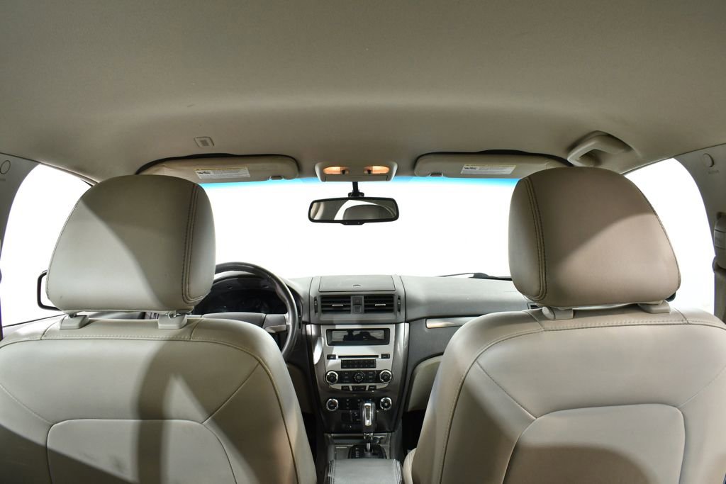 Used 2010 Ford Fusion SEL image 17