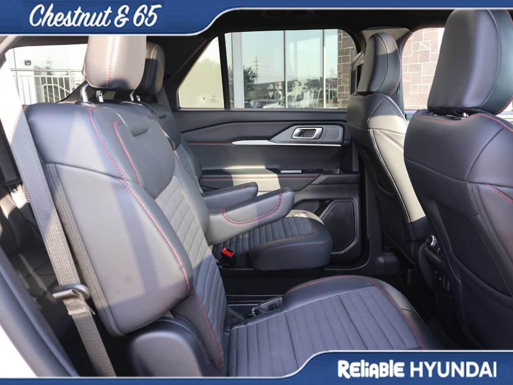 Used 2026 Ford Explorer ST-Line AWD/4WD image 12