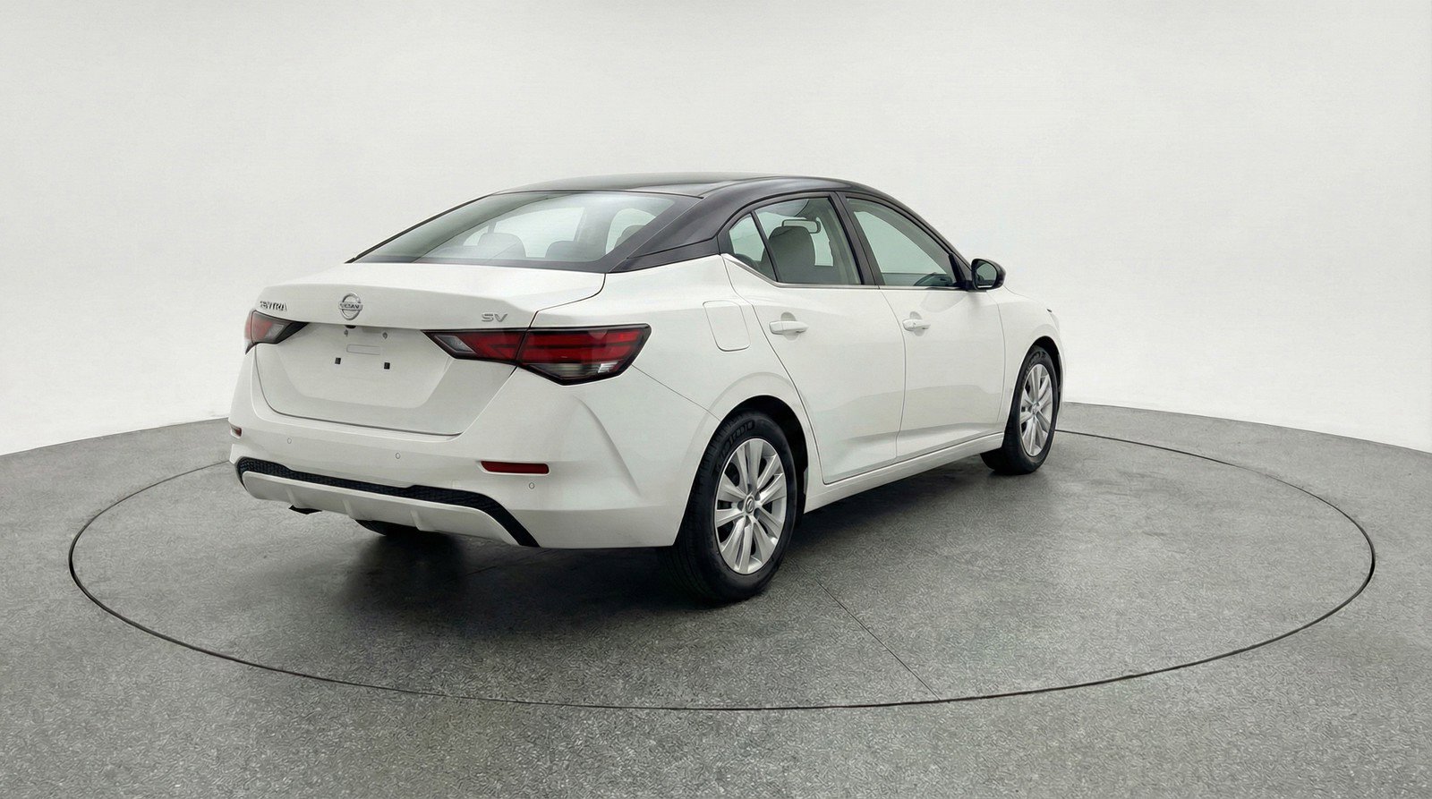 Used 2025 Nissan Sentra S FWD image 9