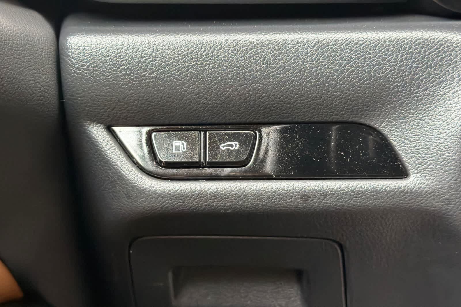 Used 2026 Lexus NX 350h AWD w/ Accessory Package (2T) image 31