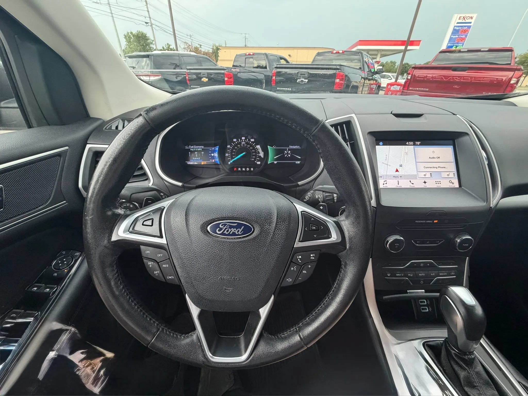 Used 2017 Ford Edge SEL w/ Equipment Group 201A AWD/4WD image 17