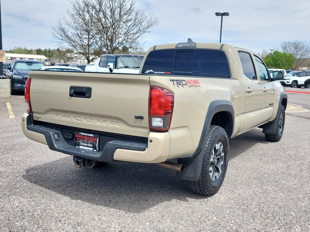 Used 2019 Toyota Tacoma TRD Off-Road w/ Technology Package AWD/4WD image 4