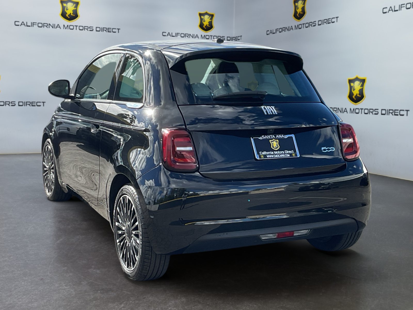 Used 2024 FIAT 500 e FWD image 7