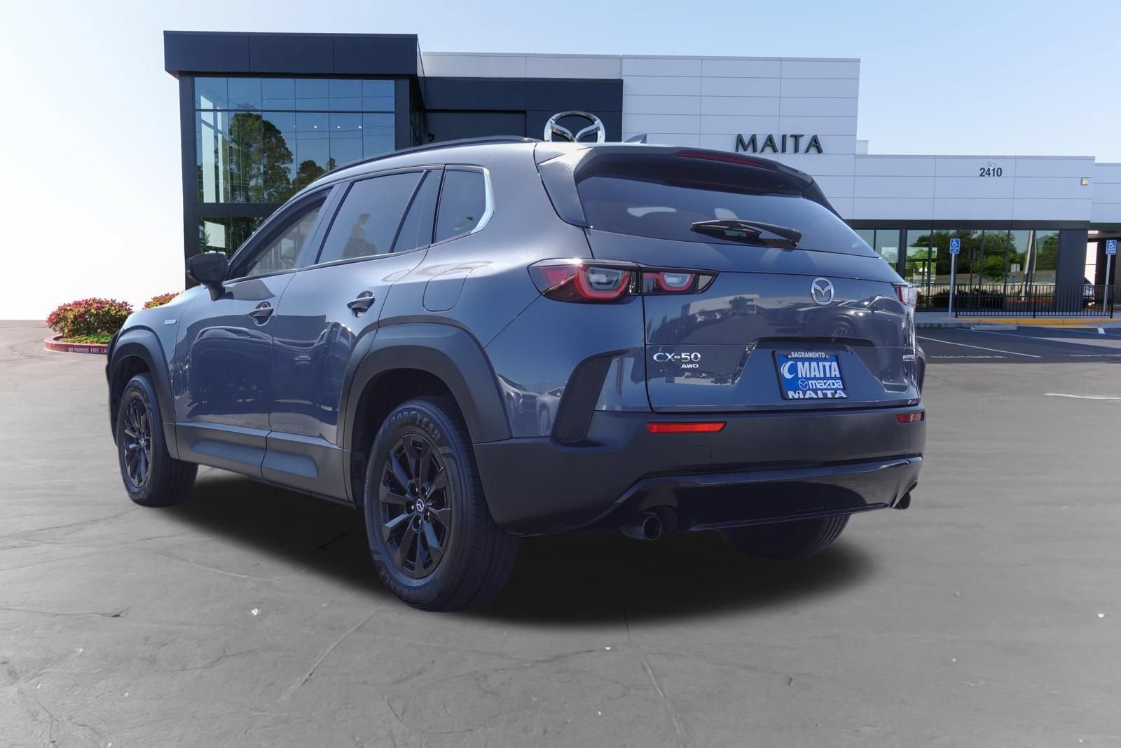 Certified 2025 MAZDA CX-50 AWD 2.5 Hybrid w/ Premium Pkg image 7