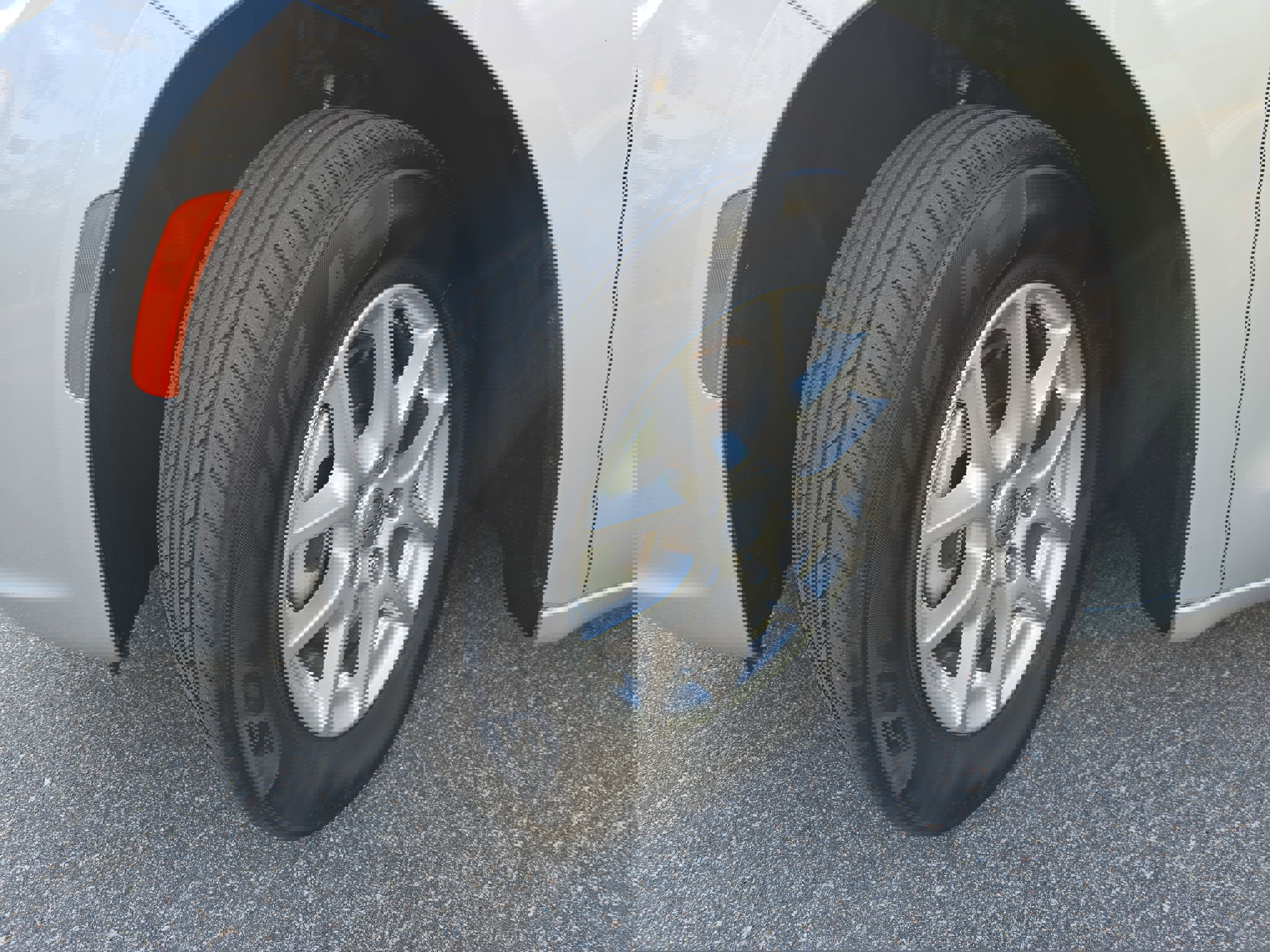 Used 2024 Chrysler Pacifica Touring-L image 34