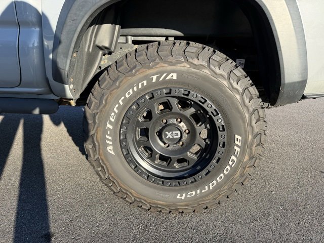 Used 2018 Toyota Tacoma TRD Off-Road image 13