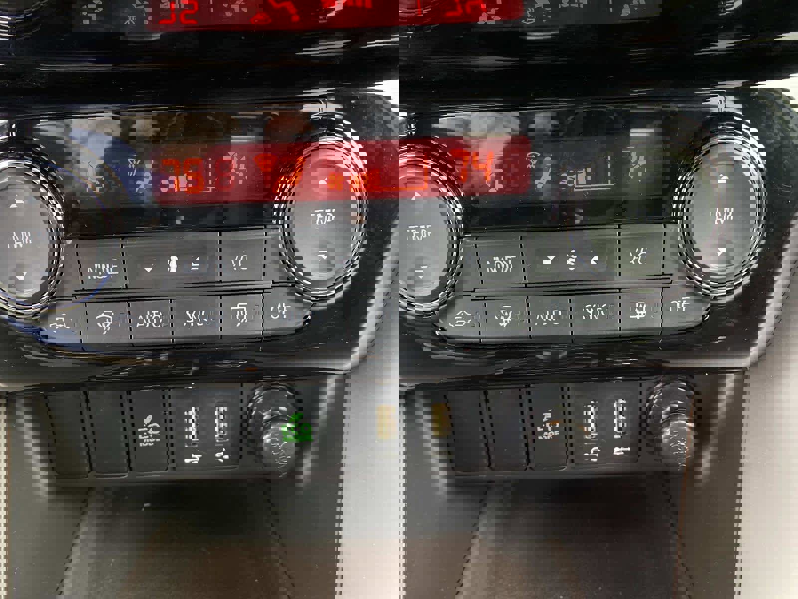 Used 2024 Mitsubishi Eclipse Cross SE image 15