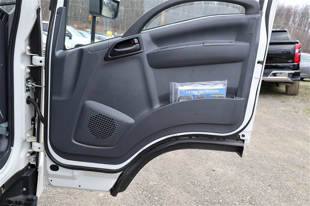 New 2025 Chevrolet Low Cab Forward 5500XG RWD image 18