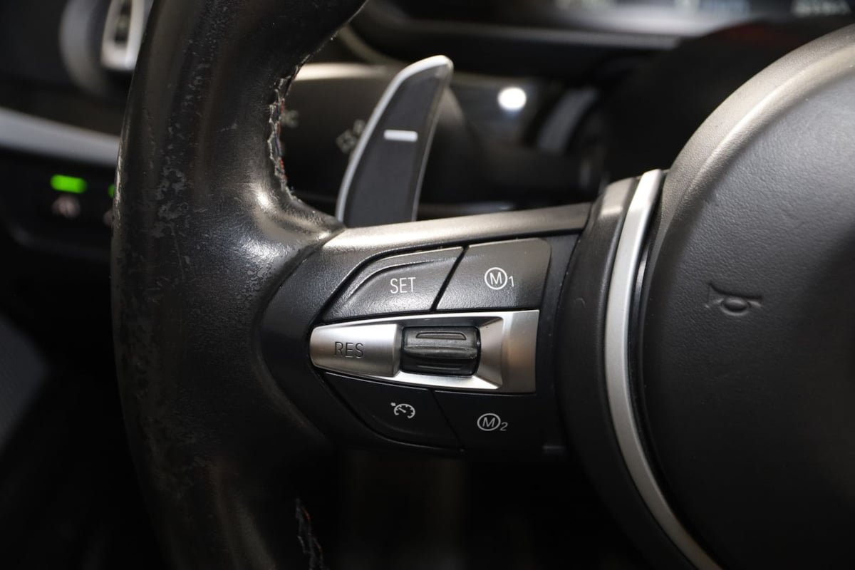 Used 2015 BMW M5 RWD image 36