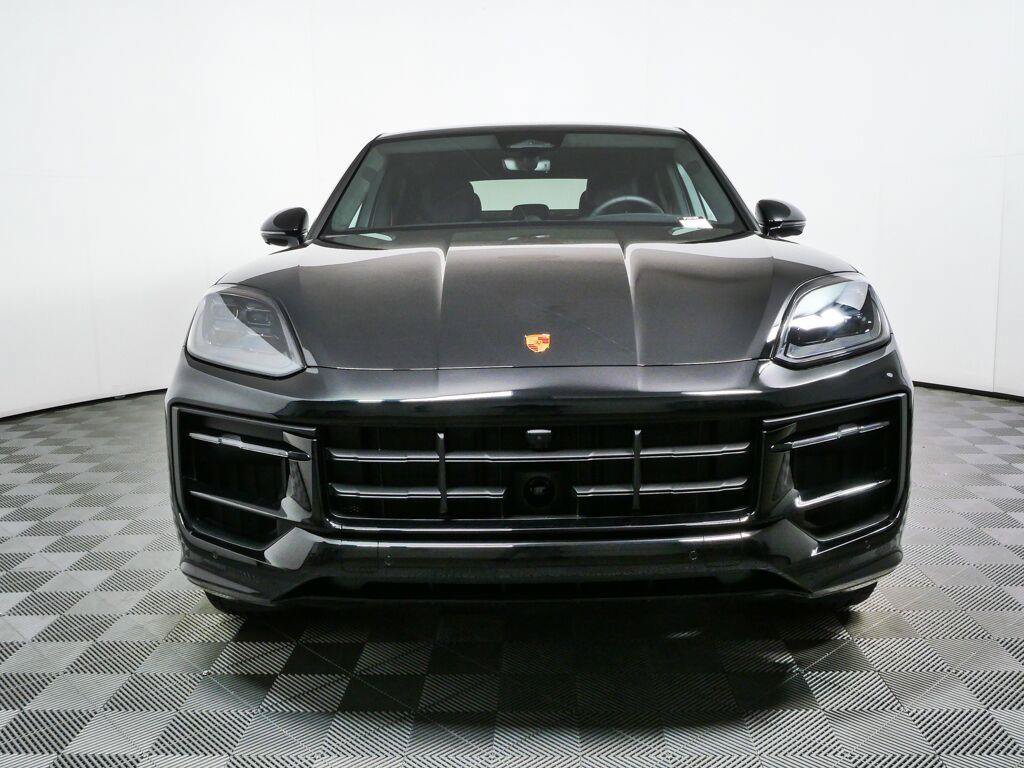 New 2026 Porsche Cayenne GTS AWD/4WD image 37