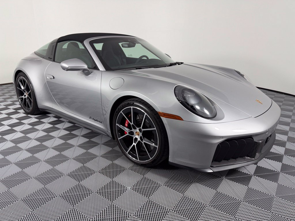 Certified 2026 Porsche 911 Targa 4 GTS AWD/4WD image 16